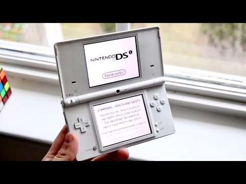 Nintendo DSi In 2022! (Still Worth Buying?) (Review)