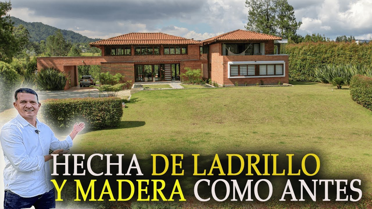 Esta casa de madera y ladrillo es un icono de la Arquitectura / Envigado $3.500mm