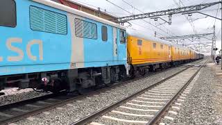 269.415 DE ALSA "MARTA" + TREN AZUL DE AZAFT LLEGANDO A LA ESTACIÓN DE ARCOS DE JALÓN (SORIA)