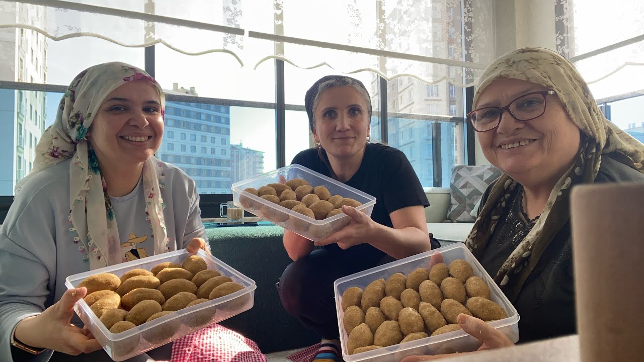 Çerkes Anne ve kızlarından İÇLİ KÖFTE - Buzluk tarifi PART 1