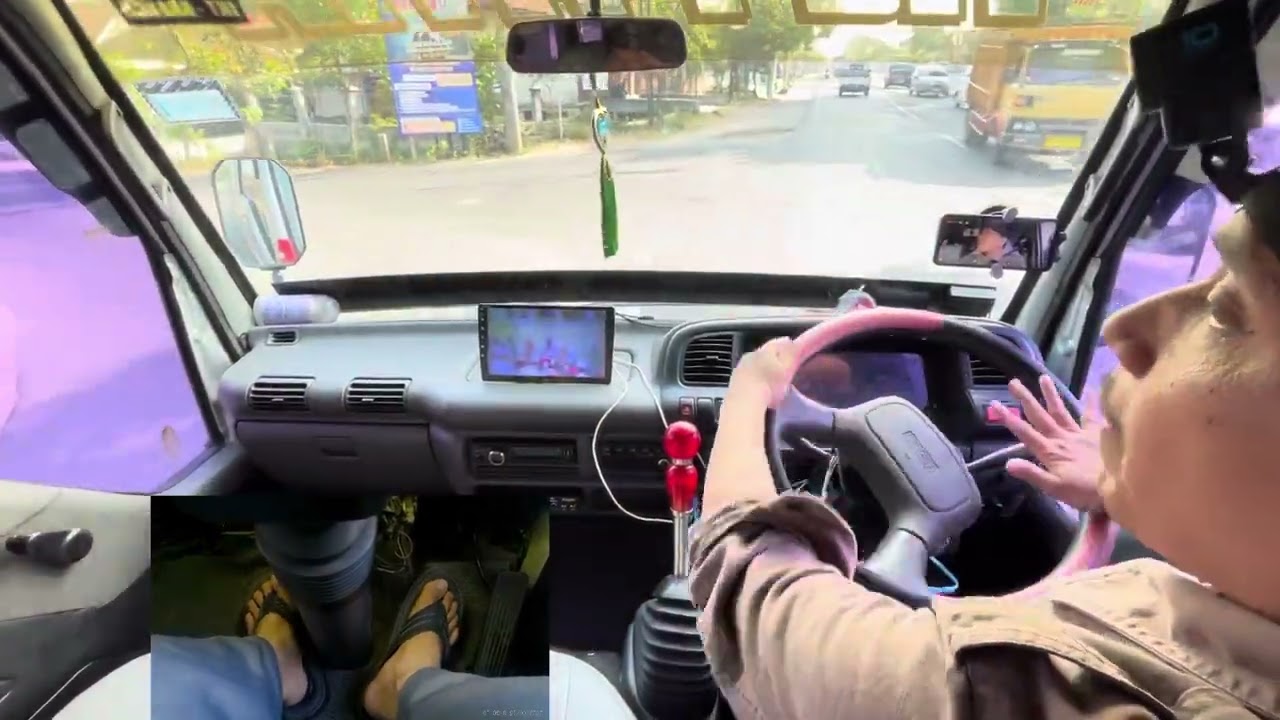 Praktek Mengemudi Elf Long (Tutorial Mengemudi)