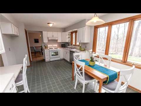 8653 Hollis Ln, Brecksville, OH home video tour