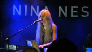 Nina Nesbitt - Just Before Goodbye (Live) @Bitterzoet