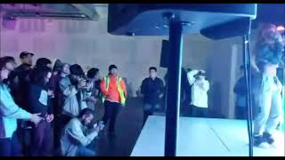 Ayleks We Live In Hell Live