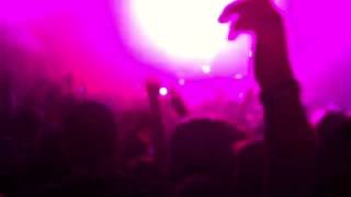 Crystal castles - suffocation 10-20-12