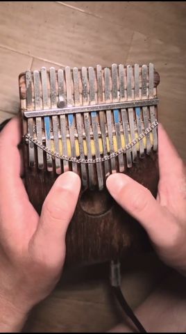これは全部カリンバの音です。