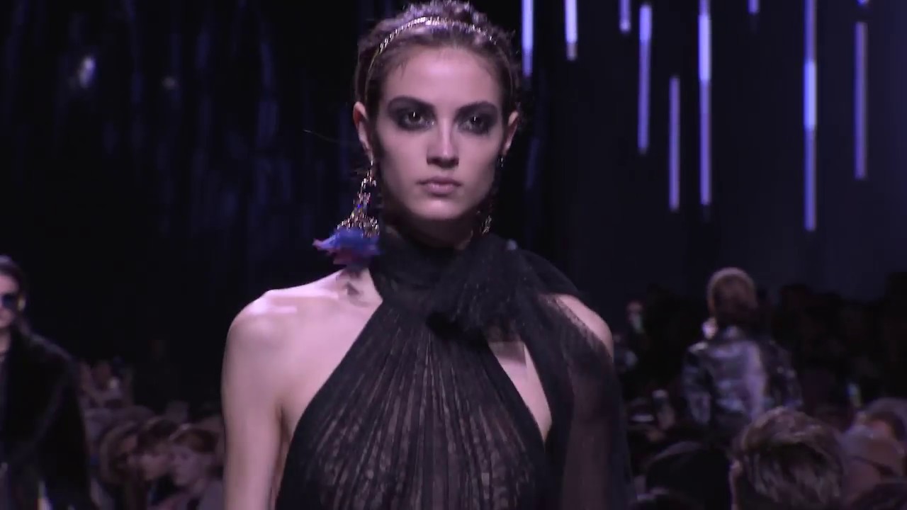 ELIE SAAB Ready-to-Wear Autumn Winter 2017-18 Fashion Show - YouTube