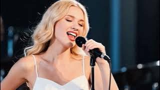 Last Train to Aurelia (Official Lyrics Video • 4K Ultra HD • Smart TV Ready)