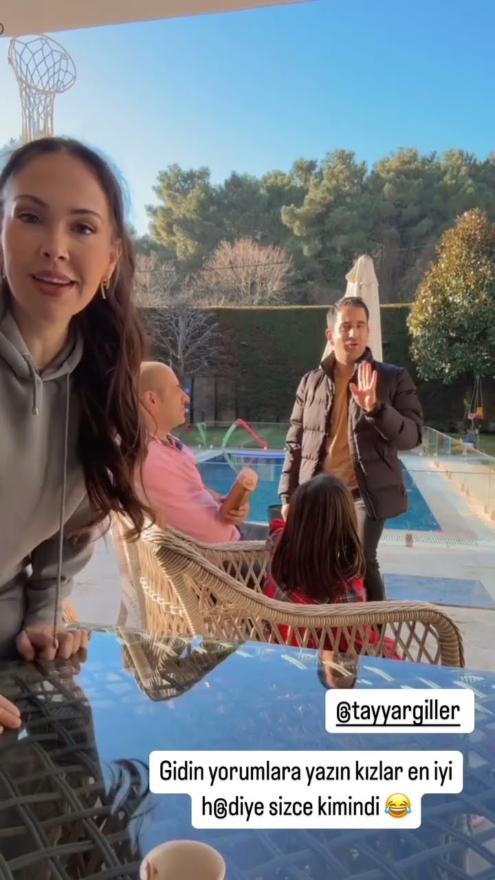 Gidin yorumlara yazın kızlar en iyi hediye sizce kimindi ?