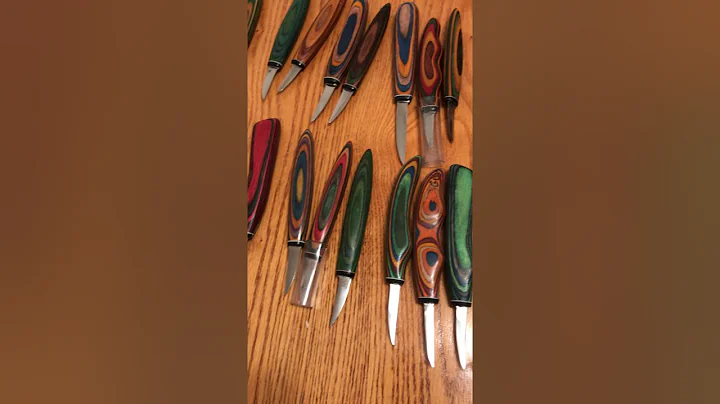 Guy Nelson Carving a Santa Bolo Tie
