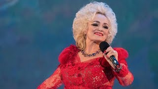 Надежда Кадышева Выступление в Санкт-Петербурге 14.12.17 Надежда Кадышева Выступление в Санкт-Петербурге 14.12.17