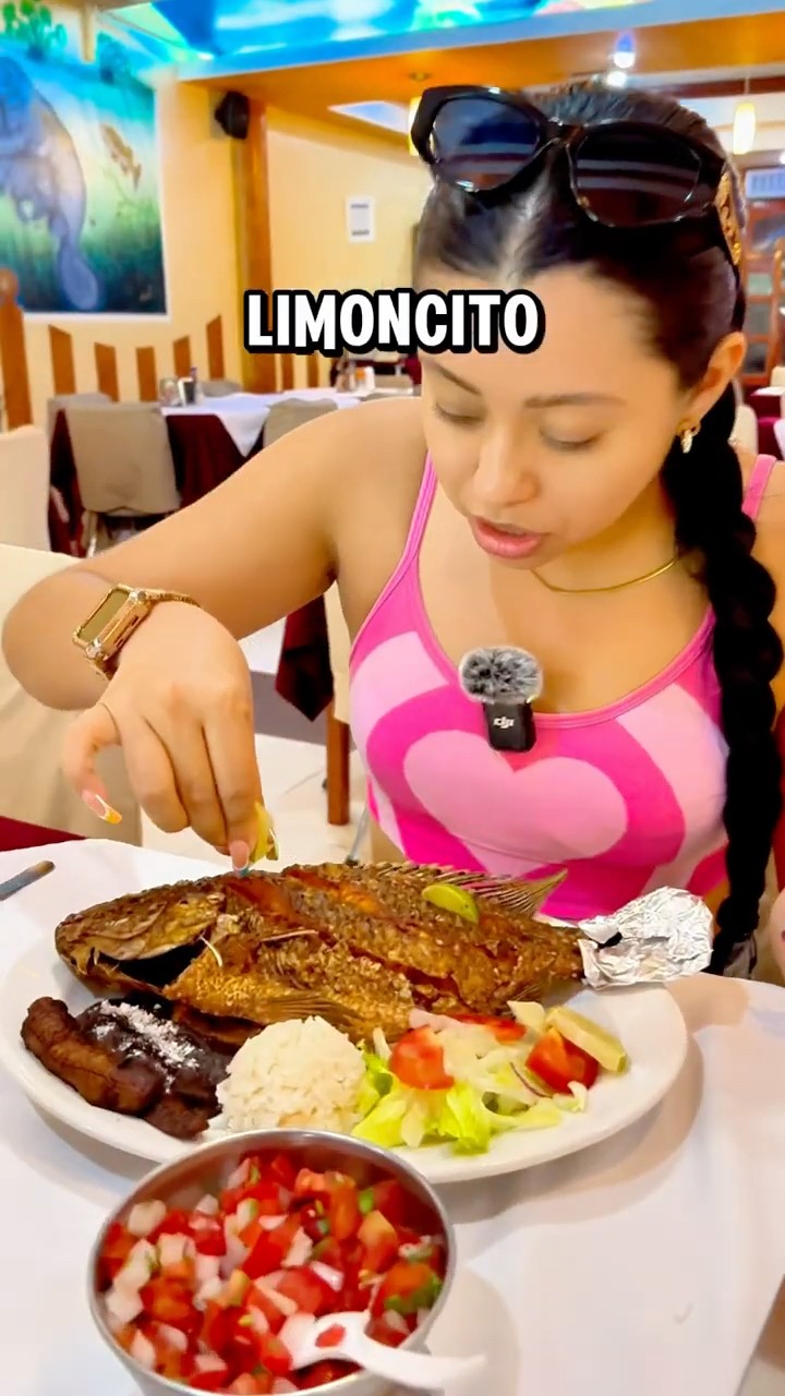 Comiendo mojarra por primera vez ?