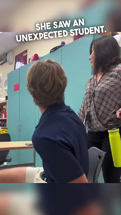 Teacher gets an incredible surprise during her class 🥹