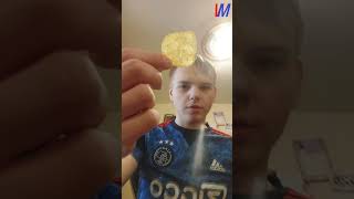 LAYS КАМАМБЕР С ГРУШЕЙ #обзор #shorts #еда #чипсы #лейс #lays #пробуем #видео #shortvideo
