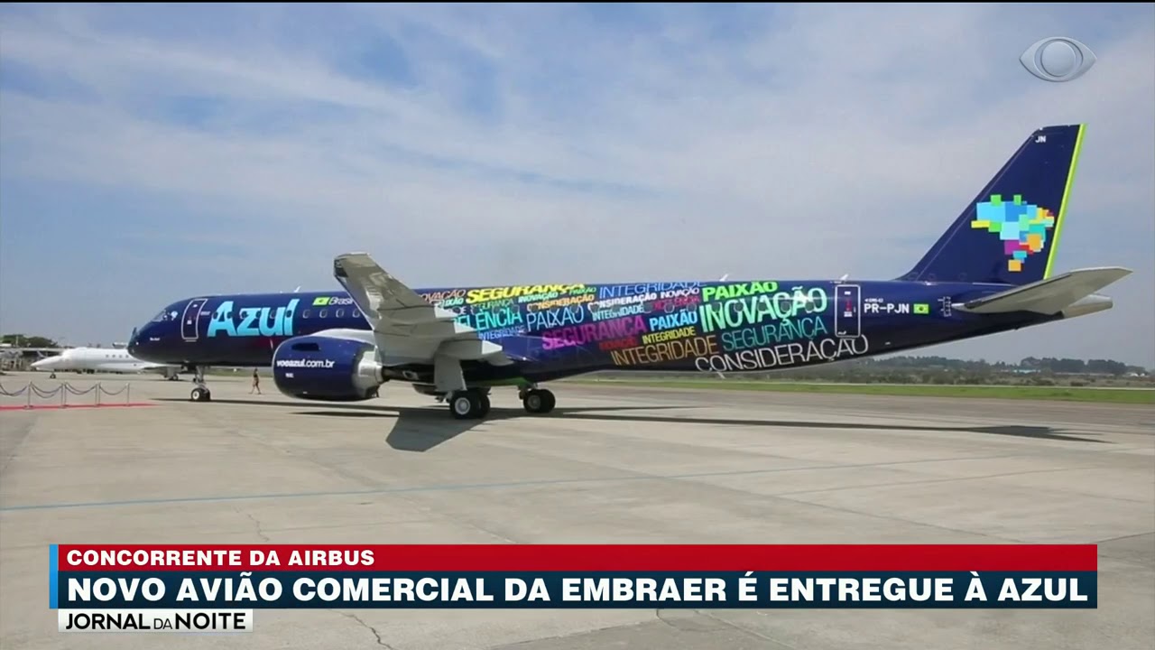 Novo avião comercial da Embraer é entregue à Azul cafe com jornal acabou
