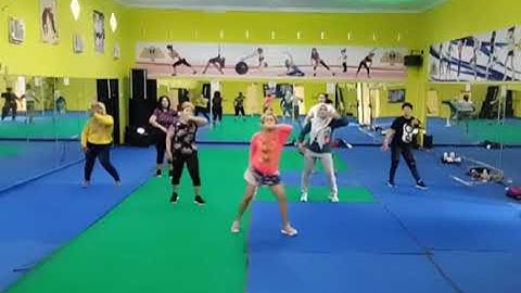 SEPERTI MATI LAMPU by Nassar - Andi, Yogie, Gio with CONRAD l ZUMBA Dangdut l by ZIN Wiwik Nganjuk