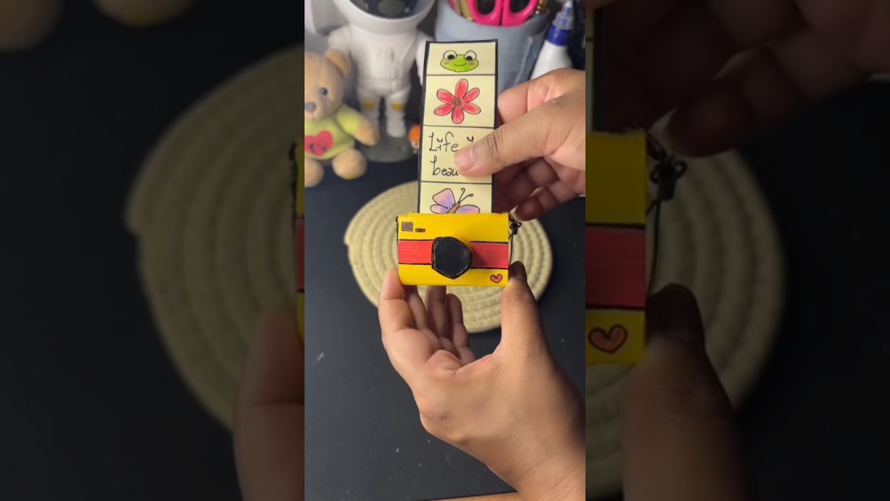 DIY Mini Camera 📸 Matchbox Craft 