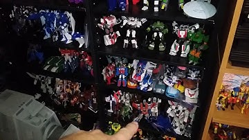 The difference between a scalper and a collector transformers and star wars