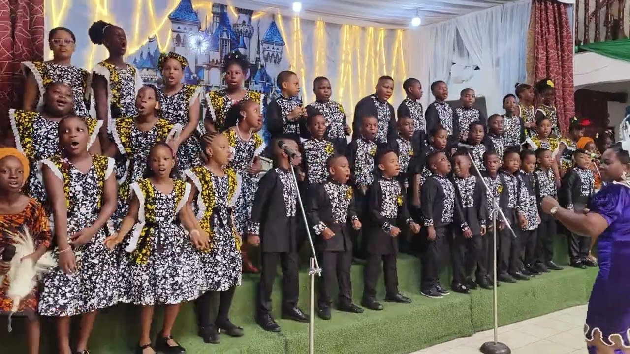 Gospel medley by Year 3 pupils of Lakeland School, Warri