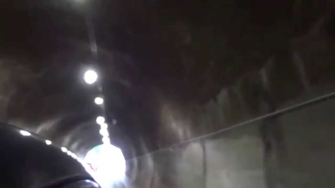 3rd Street Tunnel, Los Angeles