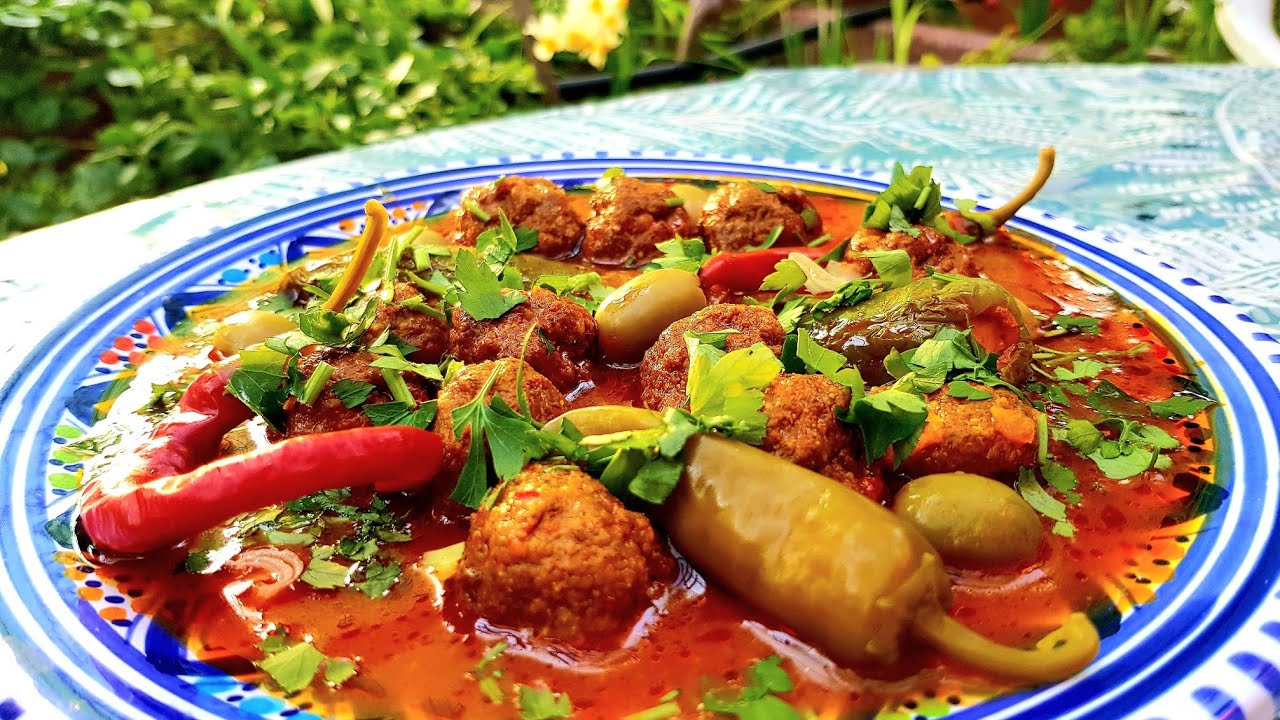 مرقة كعابر لحم مفروم(بنادق )تونسية بطريقة ساهلة و البنة عالمية