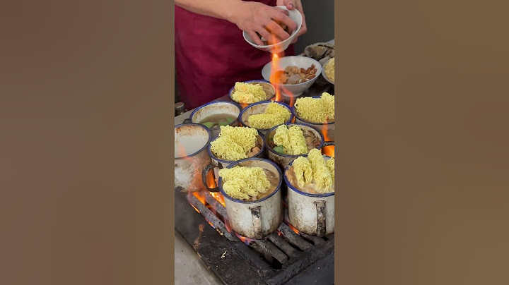 河南信阳特色茶缸面，11元一份，直接用瓷缸煮，做法独特挺好吃