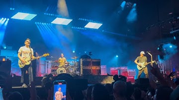 Blink-182 - What’s My Age Again? (live @ Darien Lake Amphitheater 9/11/25)