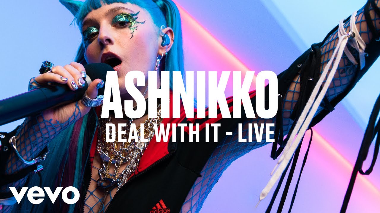 ⁣Ashnikko - Deal With It (Live) | Vevo DSCVR