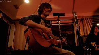 Foxtide - "Heart in the Ground" (live and alive in the livingroom)
