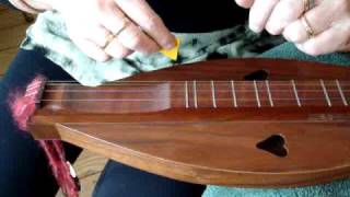 Traditional mountain dulcimer BEGINNER#2 Strumming chords