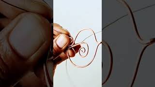 Slow and Easy Wire Weave Tutorial to help you understand small techniques that an artisan use.