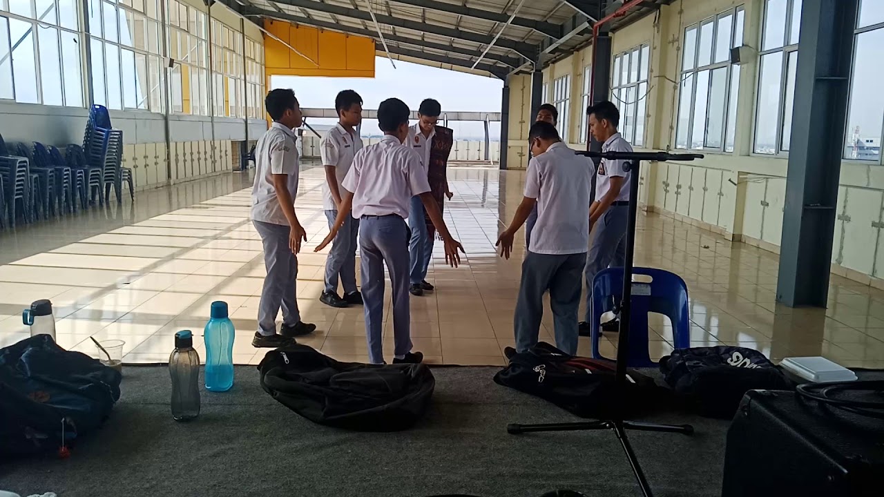 XII IPA 7 KELOMPOK 3 SMA St. Thomas 1 Medan - YouTube