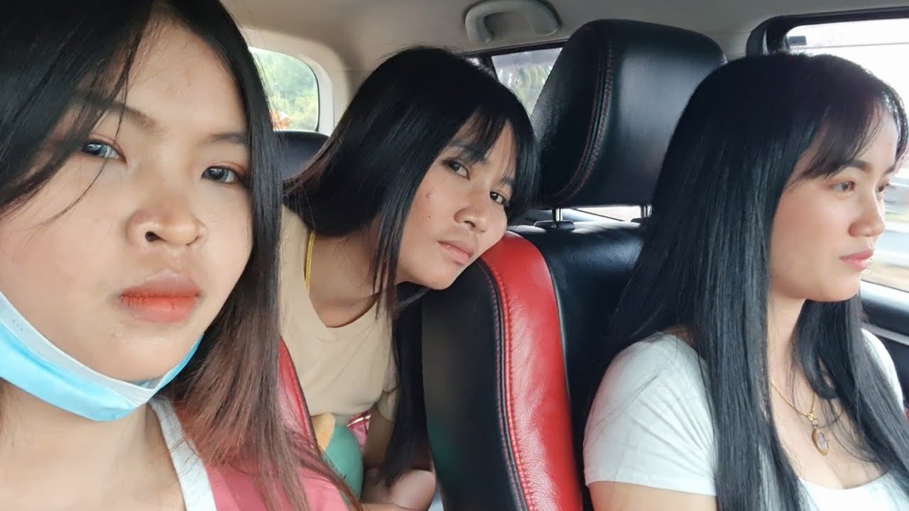 น้องแคทไปส่งน้องมดกลับศรีสะเกษ สป.ไล่หนีแล้ว😥