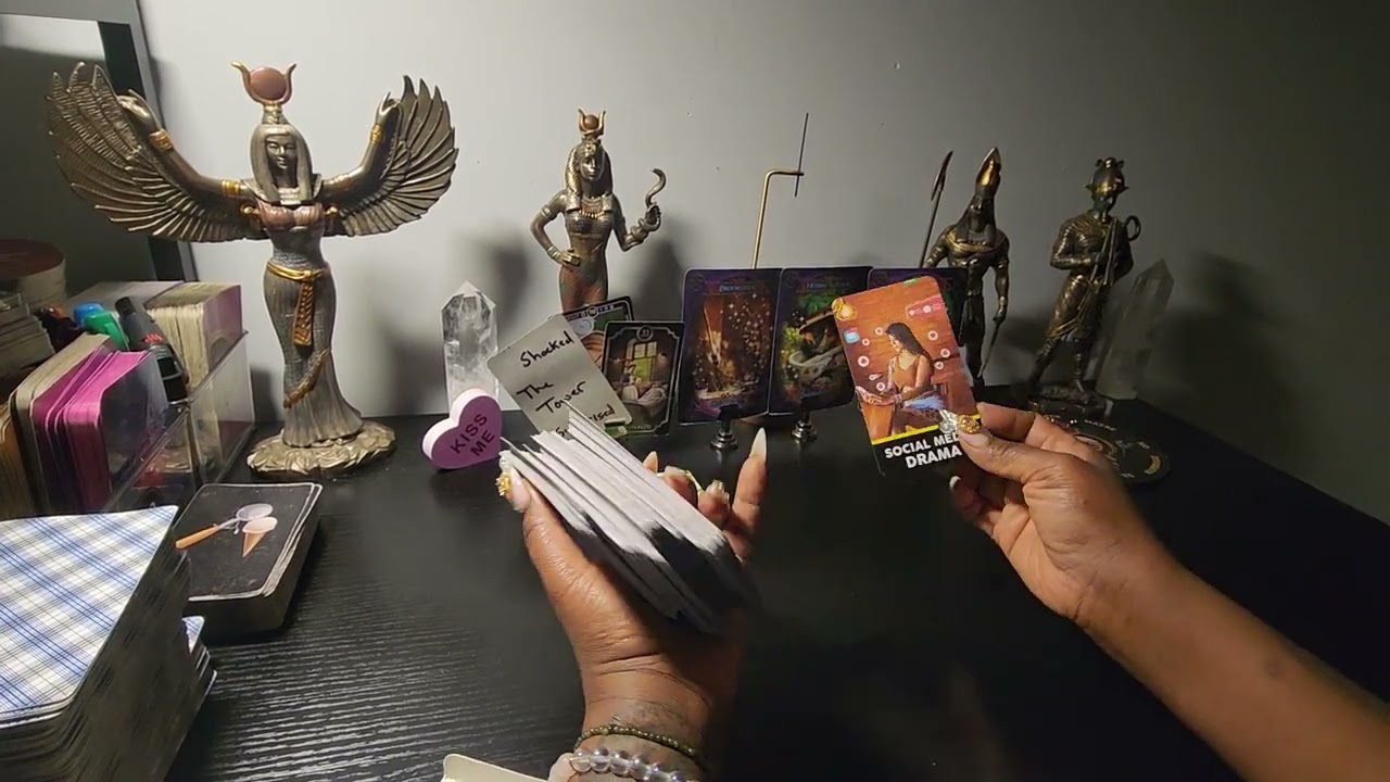 full moon 🌝 reading the truth being exposed tonight every thing is out in the open