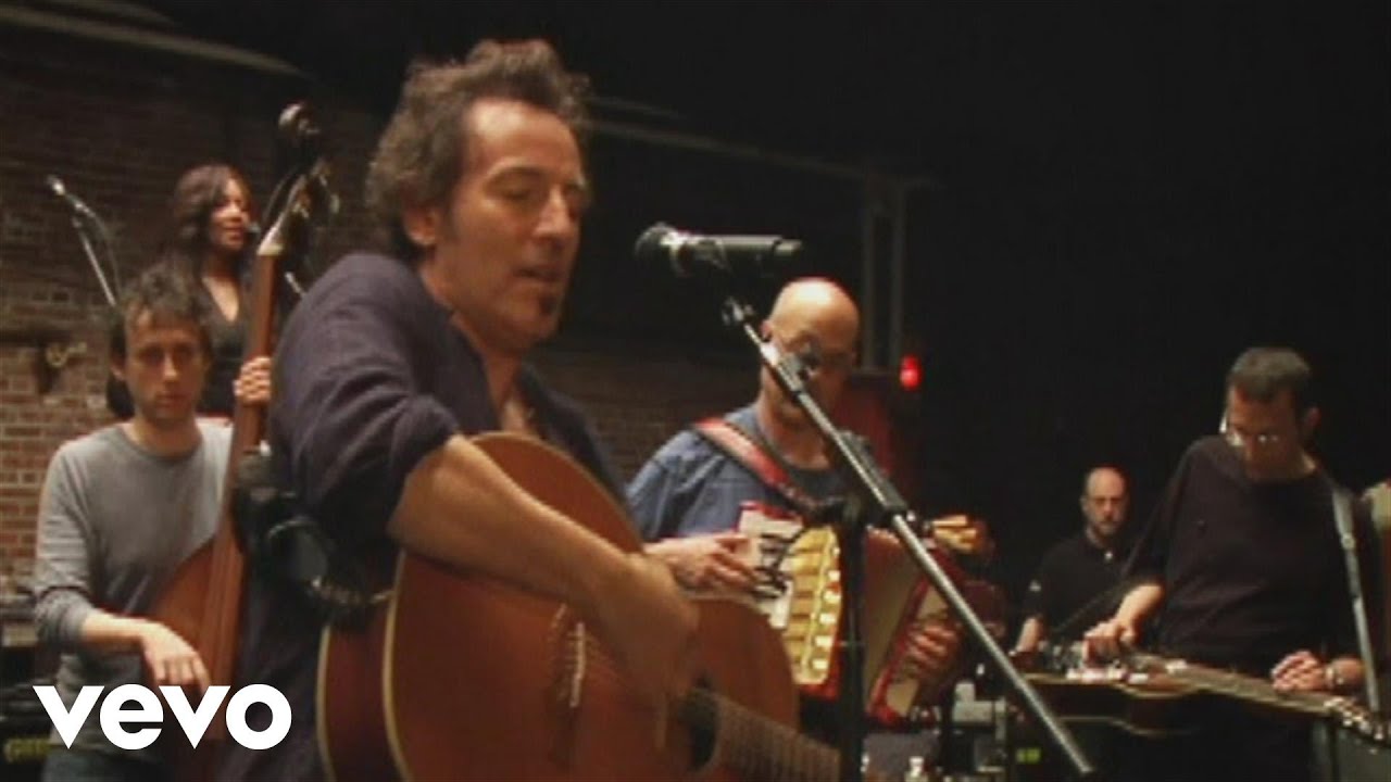Download Bruce Springsteen - Pay Me My Money Down (Tour Version Video)