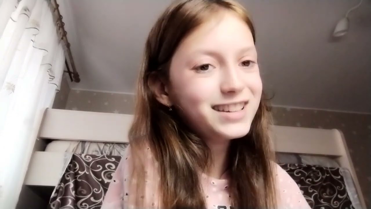 Асмр нн девочка поможет с дз и присмотрит за тобой