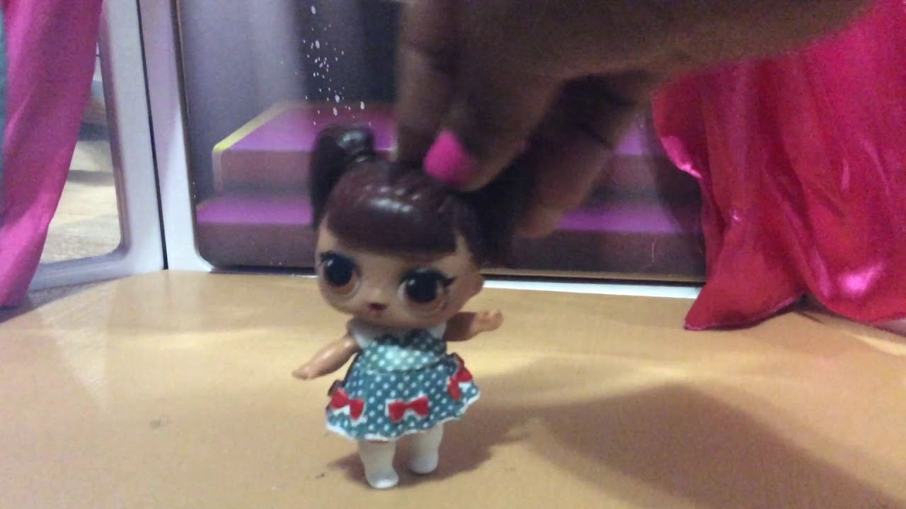 LOL dolls singing Trip by Ella Mai - YouTube