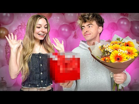 Что мне подарили на день рождения ?**влог ВК фест и мой ДР**