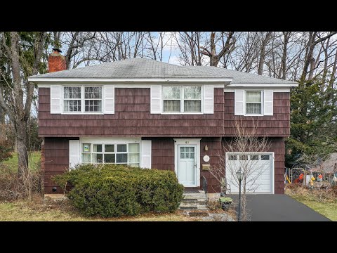 42 Pineview Ave, Delmar, NY home video tour
