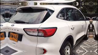 KNM465 FORD ESCAPE