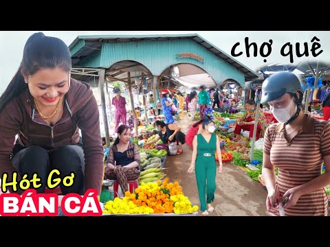 Video Xuất hiện HÓT GƠ bán cá quá đẹp quá dễ thương ở Chợ... - youtube