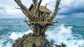 Download Lagu 130 Days Solo Island Survival : Building Bamboo Hut On A Lone Tree On Island Without Any Modern Gear MP3