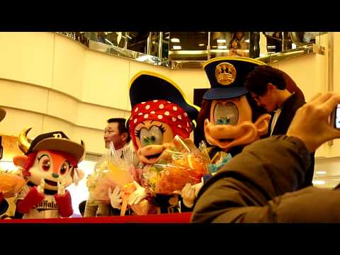 坂口選手がリプシーに...　ネッピー・リプシーお別れ会　2011.01.23