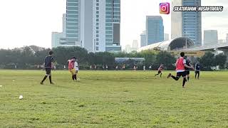 TIM MERAH VS TIM HITAM SKOR AKHIR 1 - 0 | INTERNAL GAME SILATURAHIM NUSANTARA FC screenshot 4