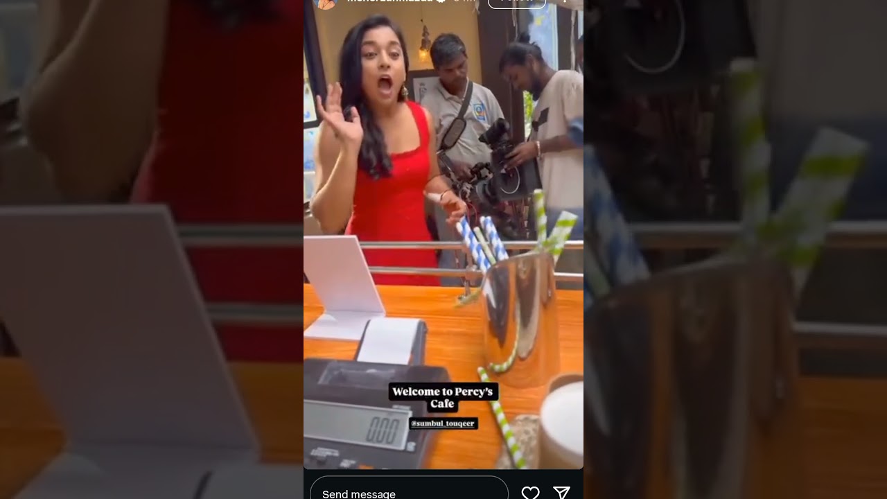 itti si Khushi 🤗 offscreen masti 🥳🥳 