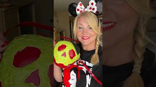 DIY Snow White Poison Apple Purse - Easy Disney Craft