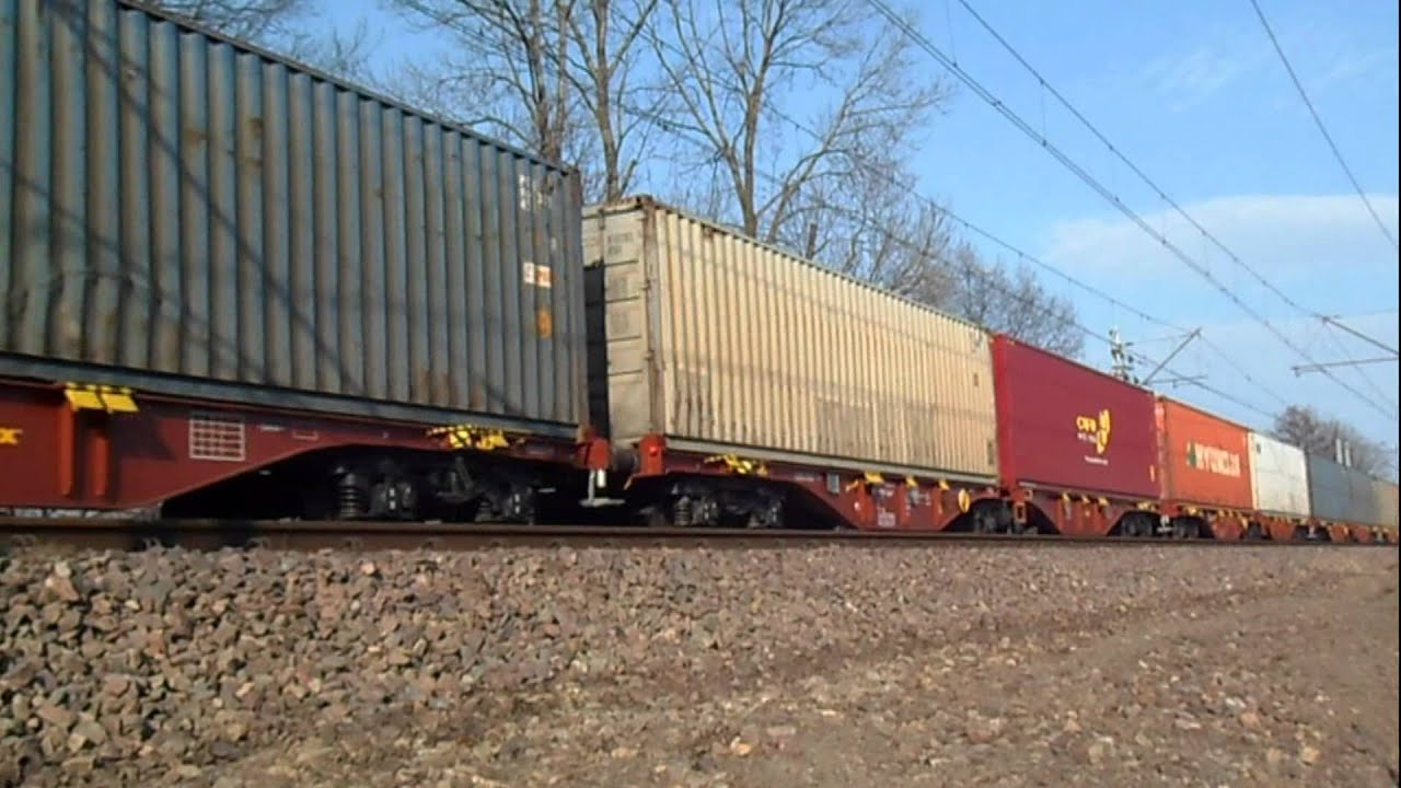 Et22-669 (Rp1) z kontenerkami.