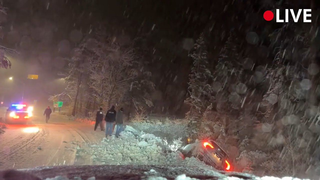 Heavy Snow at Timberline Lodge in Oregon (1/4/26)