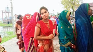 Bihar Panchayat chunav voting muzaffarpur बाढ़ में डुबा स्कूल टेंट सड़क पर गिराकर हो रहे हैं मतदान