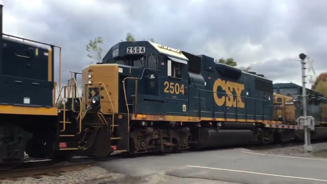 CSX Trains on the ST Lawrence Subdivision Ft. CSXT 2504 10-5 to 11-25